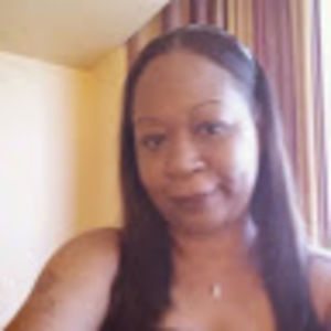 Meet your Posher, Deedee